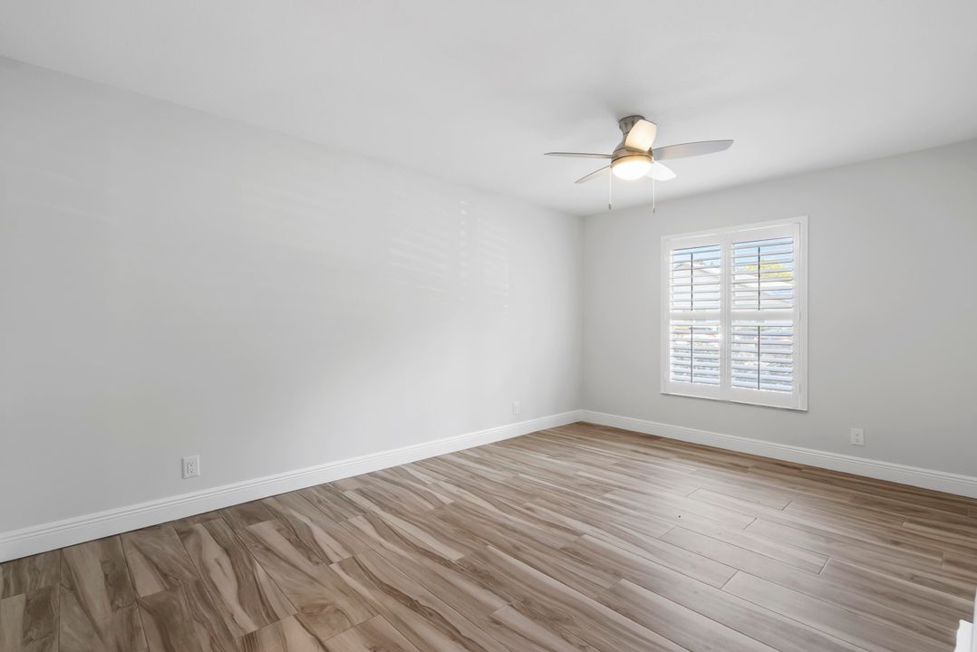 Active With Contract: $220,000 (2 beds, 2 baths, 1018 Square Feet)