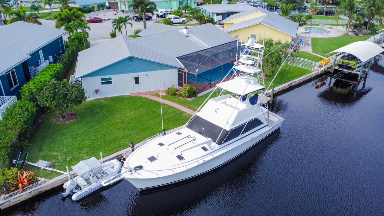 For Rent: $10,500 (3 beds, 2 baths, 1979 Square Feet)