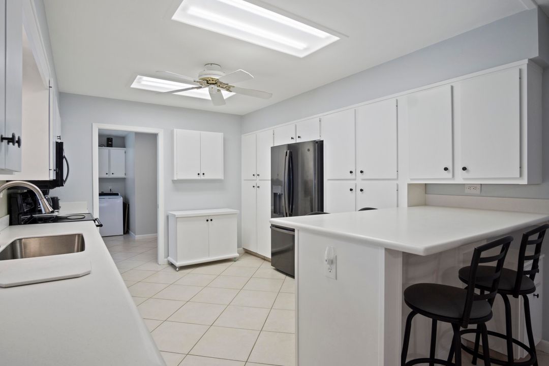 For Rent: $10,500 (3 beds, 2 baths, 1979 Square Feet)