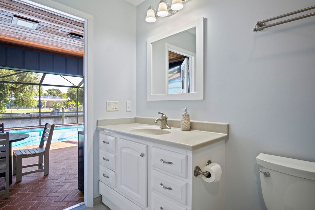 For Rent: $10,500 (3 beds, 2 baths, 1979 Square Feet)