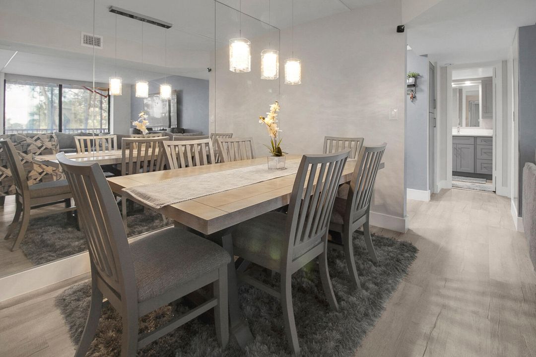 Active With Contract: $249,990 (2 beds, 2 baths, 1150 Square Feet)