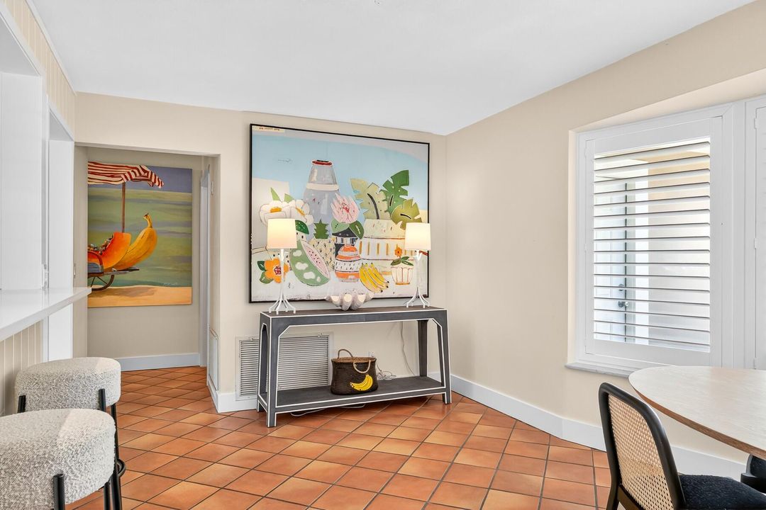 For Sale: $1,345,000 (4 beds, 3 baths, 1864 Square Feet)