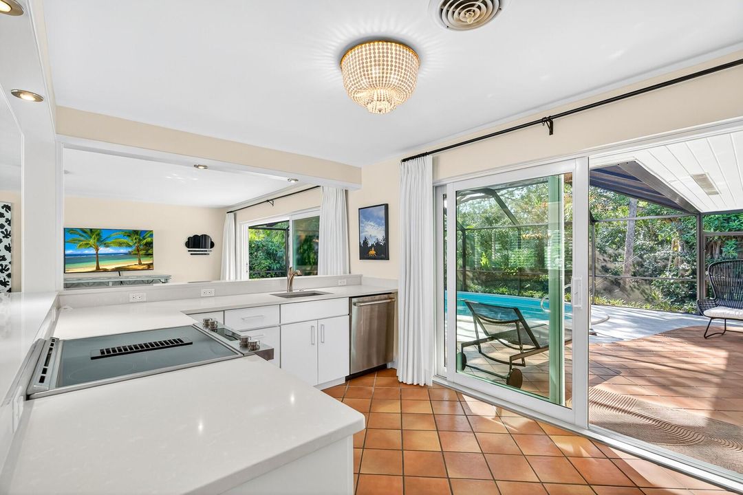 For Sale: $1,345,000 (4 beds, 3 baths, 1864 Square Feet)