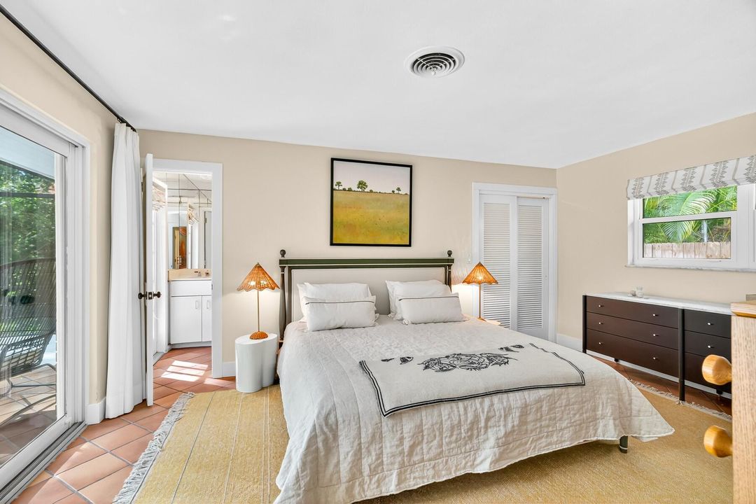 For Sale: $1,345,000 (4 beds, 3 baths, 1864 Square Feet)