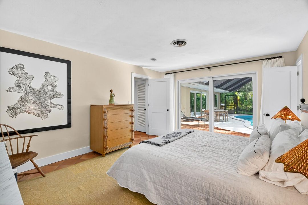 For Sale: $1,345,000 (4 beds, 3 baths, 1864 Square Feet)