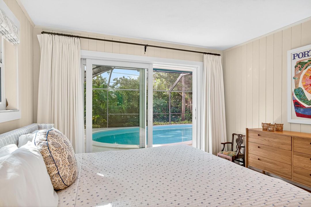 For Sale: $1,345,000 (4 beds, 3 baths, 1864 Square Feet)