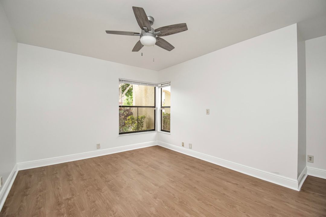 合同活跃: $4,500 (3 贝兹, 3 浴室, 1781 平方英尺)