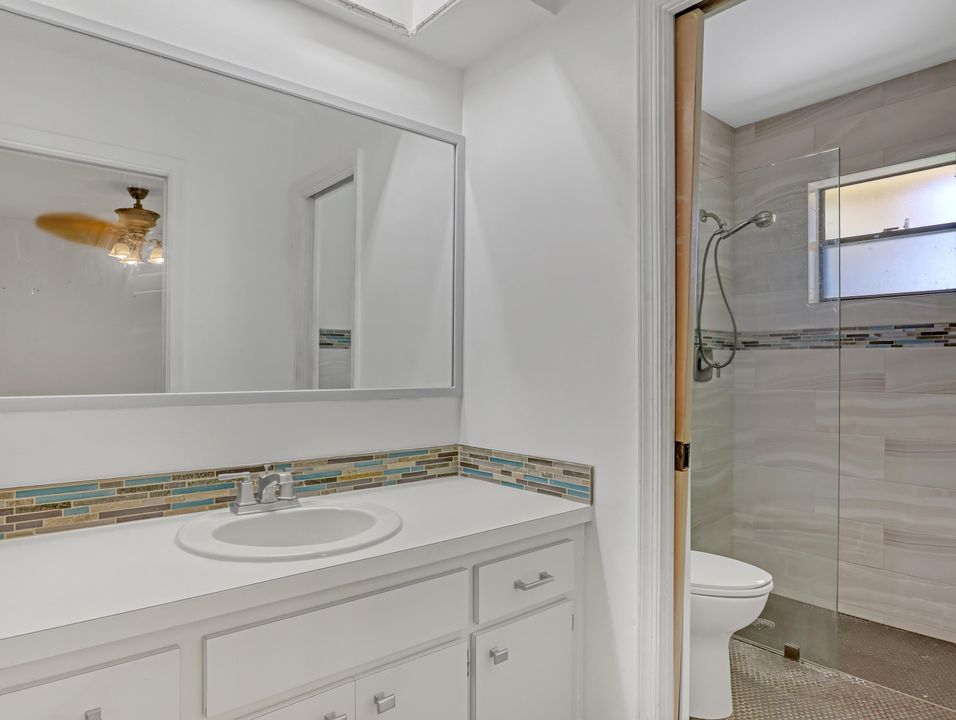 Activo con contrato: $465,000 (3 camas, 2 baños, 1672 Pies cuadrados)