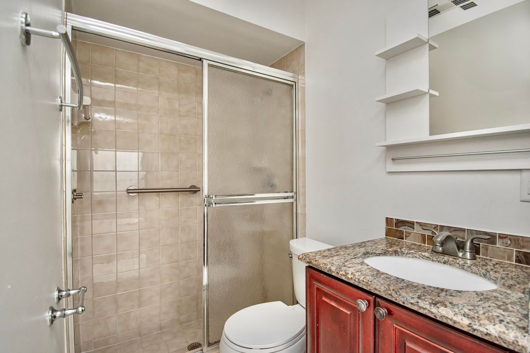 合同活跃: $4,500 (3 贝兹, 3 浴室, 1781 平方英尺)