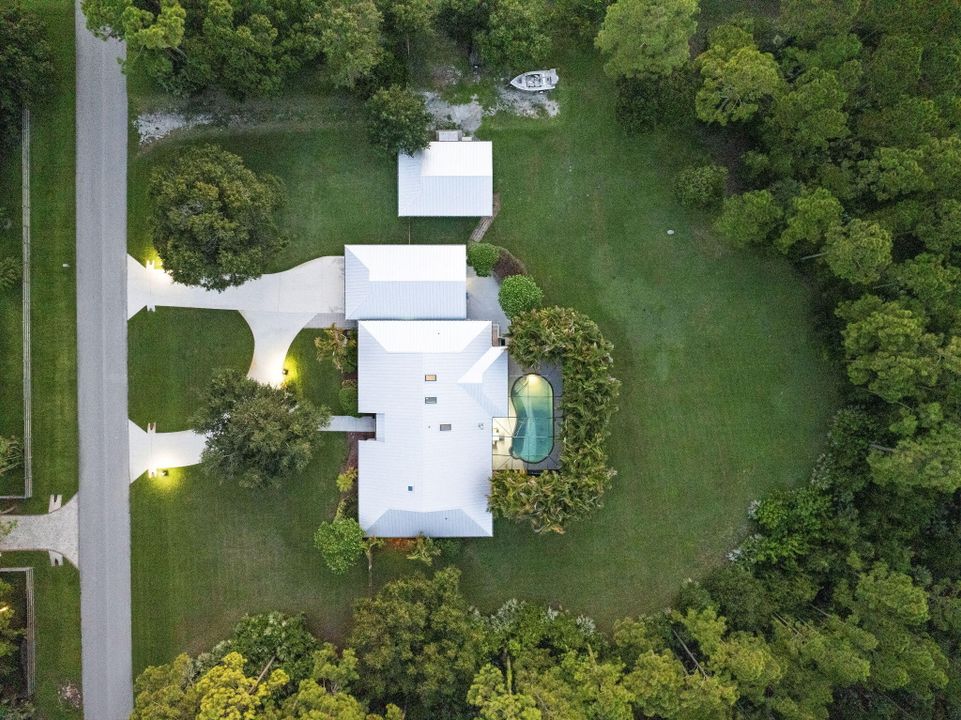 Active With Contract: $899,000 (4 beds, 2 baths, 3342 Square Feet)