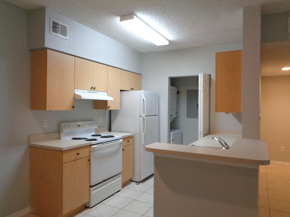 En Venta: $213,500 (1 camas, 1 baños, 784 Pies cuadrados)