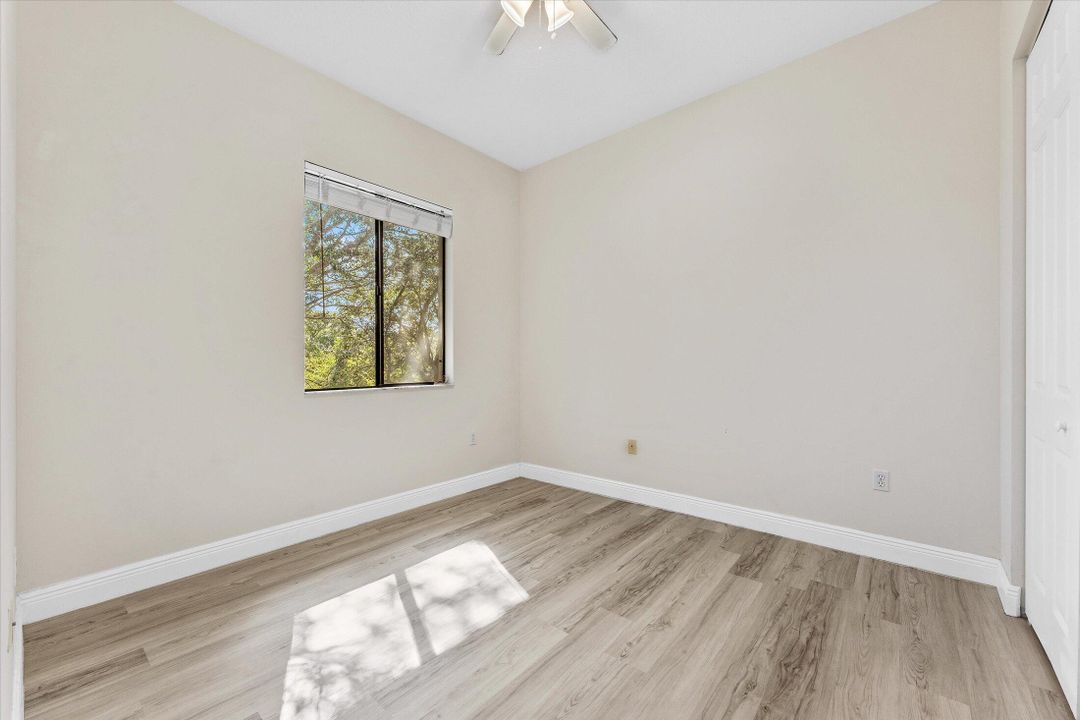 Active With Contract: $450,000 (3 beds, 2 baths, 1990 Square Feet)