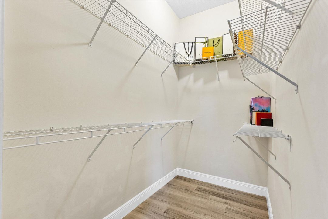 Active With Contract: $450,000 (3 beds, 2 baths, 1990 Square Feet)