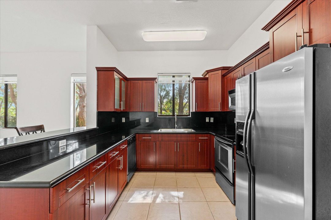 Active With Contract: $450,000 (3 beds, 2 baths, 1990 Square Feet)