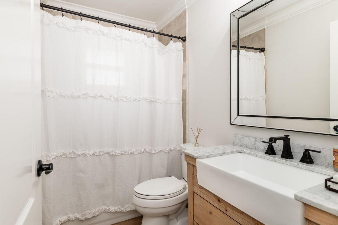 Activo con contrato: $1,250,000 (5 camas, 4 baños, 3226 Pies cuadrados)