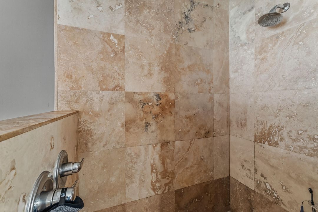 待售: $447,500 (4 贝兹, 2 浴室, 2232 平方英尺)