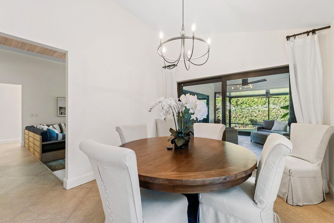 For Sale: $929,000 (2 beds, 2 baths, 1907 Square Feet)