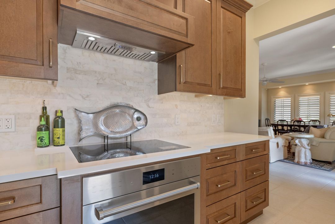 For Sale: $1,800,000 (3 beds, 3 baths, 1396 Square Feet)