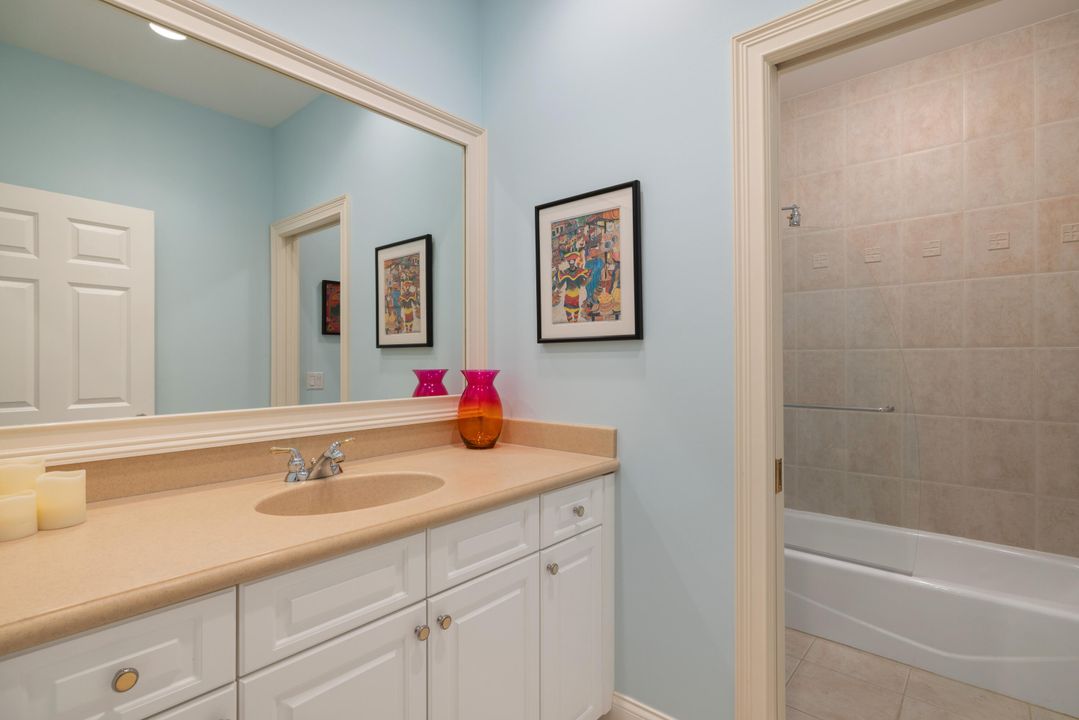 For Sale: $1,800,000 (3 beds, 3 baths, 1396 Square Feet)