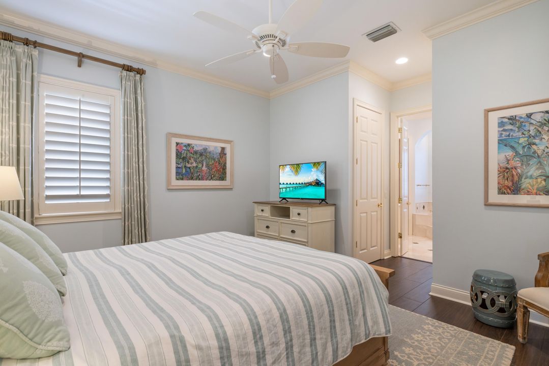 For Sale: $1,800,000 (3 beds, 3 baths, 1396 Square Feet)