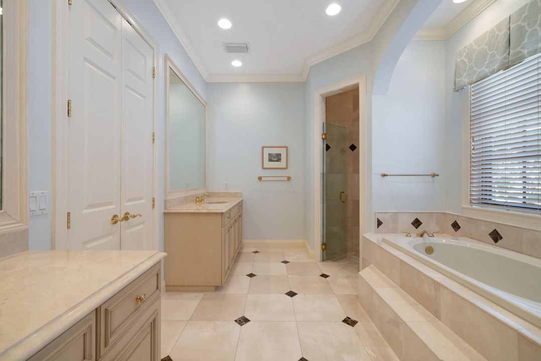 For Sale: $1,800,000 (3 beds, 3 baths, 1396 Square Feet)