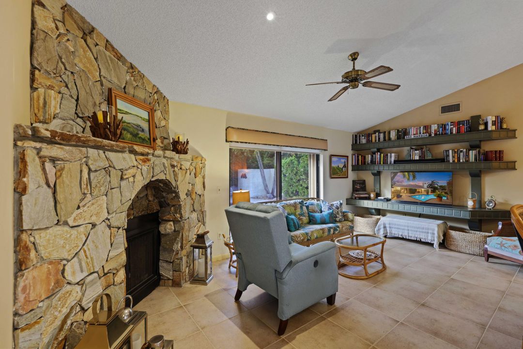 Active With Contract: $725,000 (3 beds, 2 baths, 2363 Square Feet)