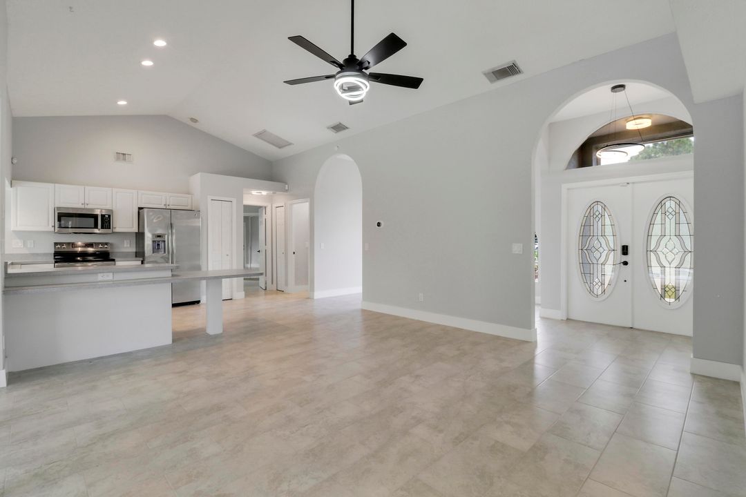 For Sale: $489,500 (3 beds, 2 baths, 1767 Square Feet)