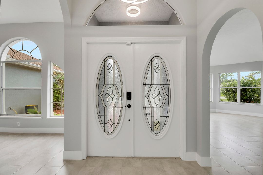 For Sale: $489,500 (3 beds, 2 baths, 1767 Square Feet)