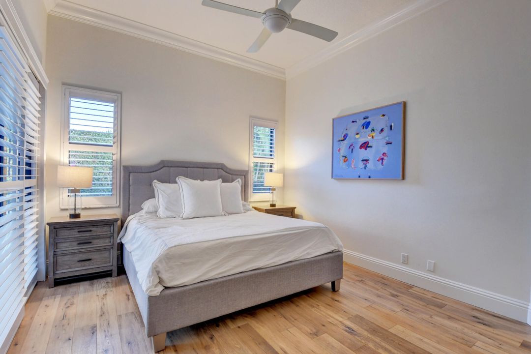 合同活跃: $899,000 (3 贝兹, 2 浴室, 1917 平方英尺)