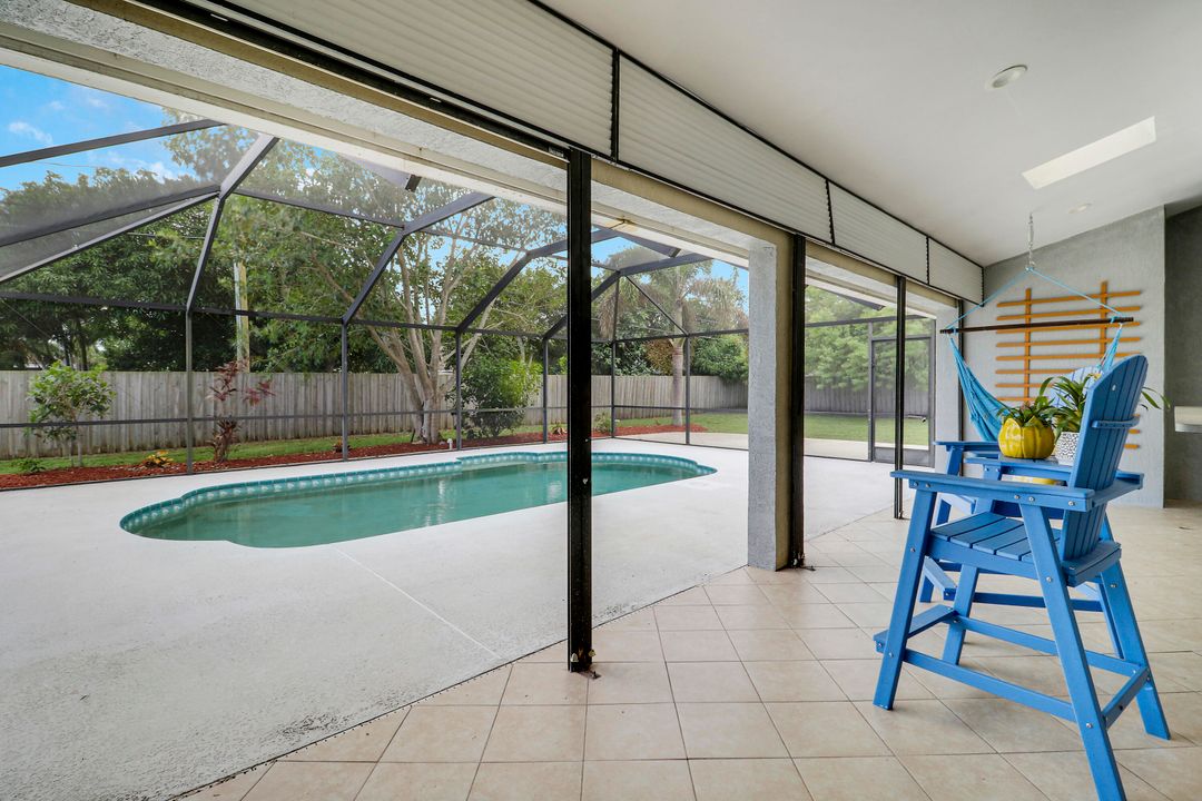 For Sale: $489,500 (3 beds, 2 baths, 1767 Square Feet)