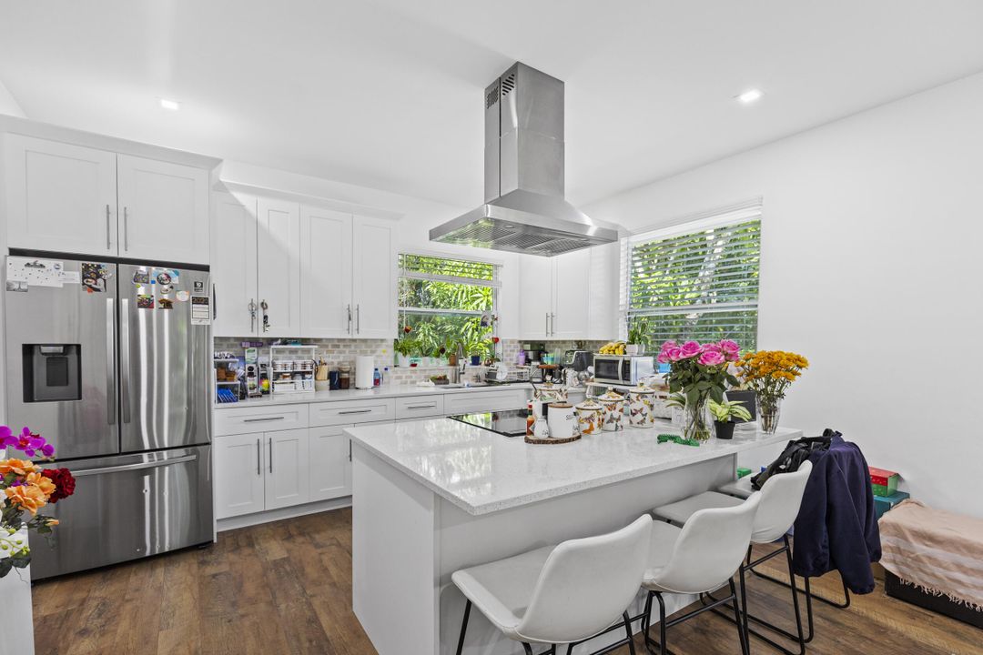 待售: $1,299,999 (5 贝兹, 3 浴室, 2806 平方英尺)