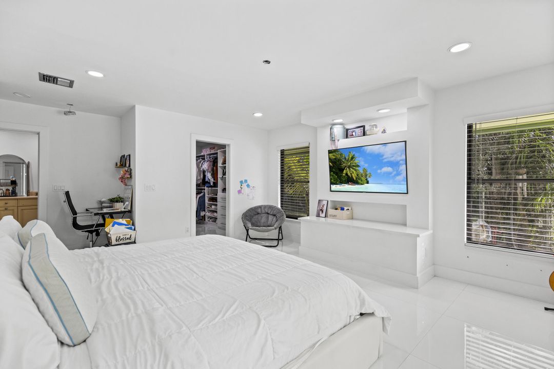 待售: $1,299,999 (5 贝兹, 3 浴室, 2806 平方英尺)