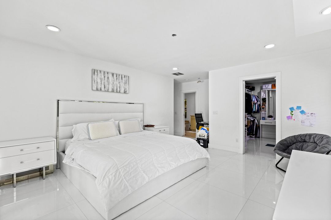 待售: $1,299,999 (5 贝兹, 3 浴室, 2806 平方英尺)