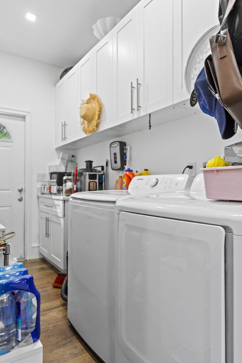 待售: $1,299,999 (5 贝兹, 3 浴室, 2806 平方英尺)