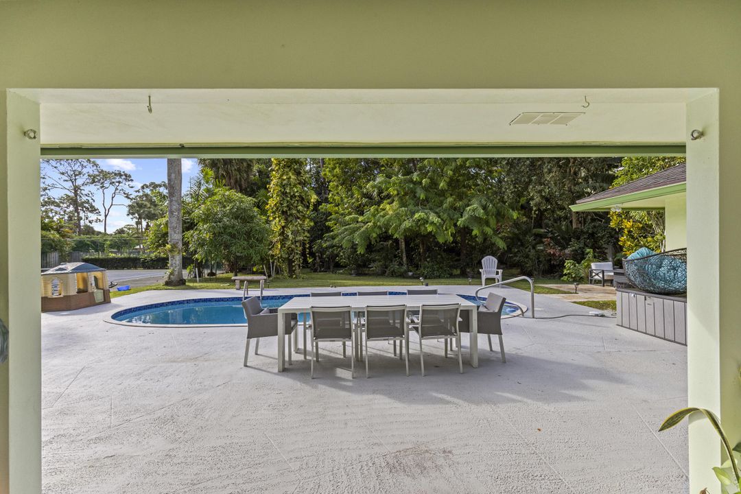 待售: $1,299,999 (5 贝兹, 3 浴室, 2806 平方英尺)