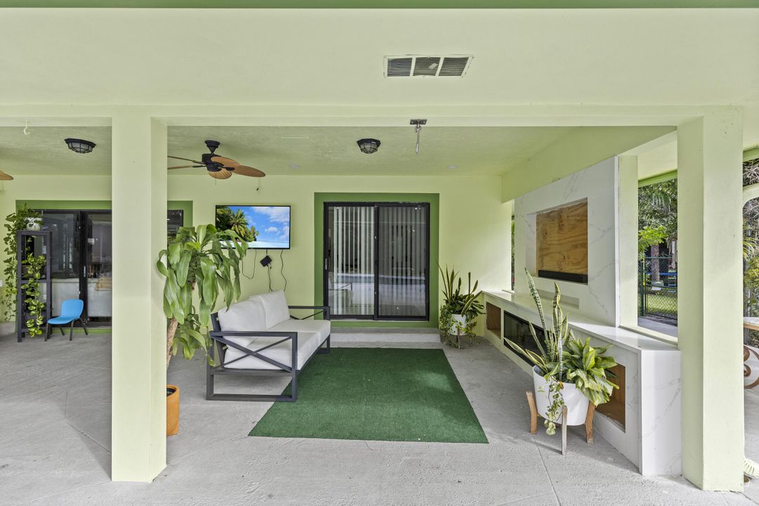 待售: $1,299,999 (5 贝兹, 3 浴室, 2806 平方英尺)