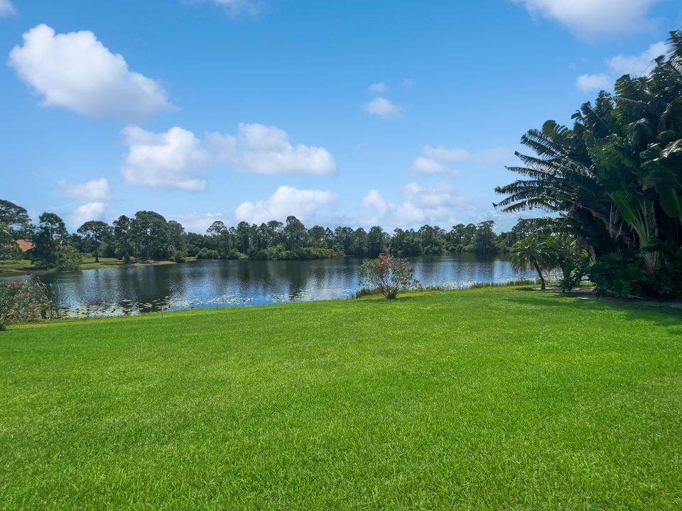 待售: $1,359,000 (5 贝兹, 6 浴室, 4882 平方英尺)