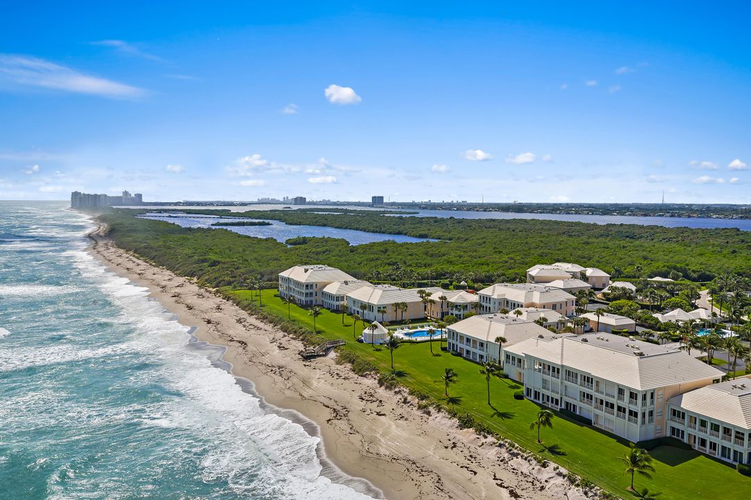 На продажу: $4,500,000 (2 спален, 2 ванн, 2360 Квадратных фут)