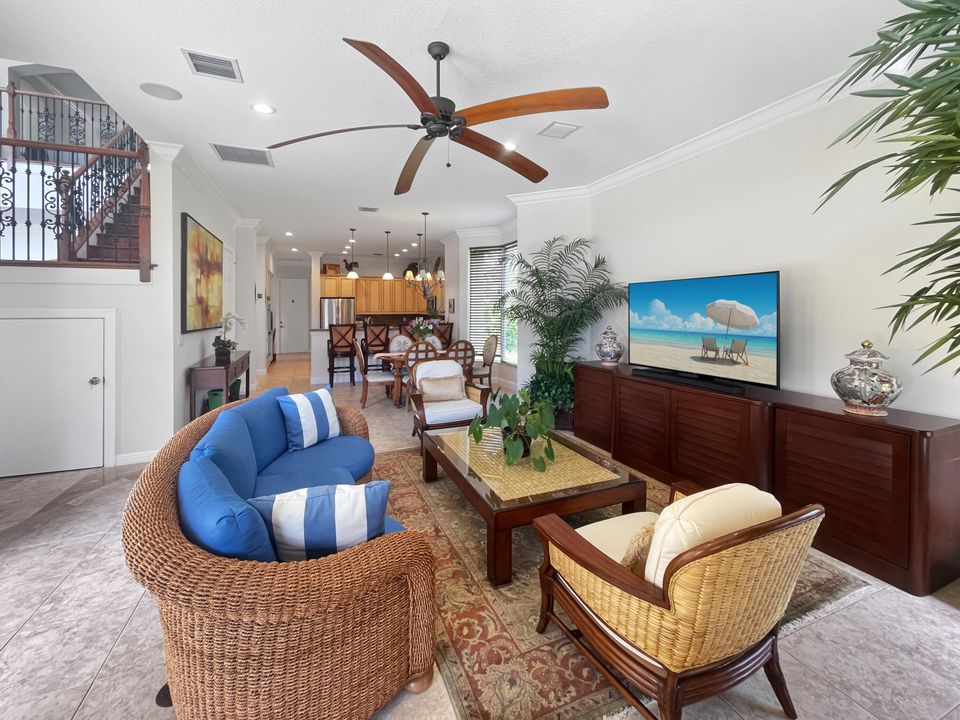 待售: $1,359,000 (5 贝兹, 6 浴室, 4882 平方英尺)