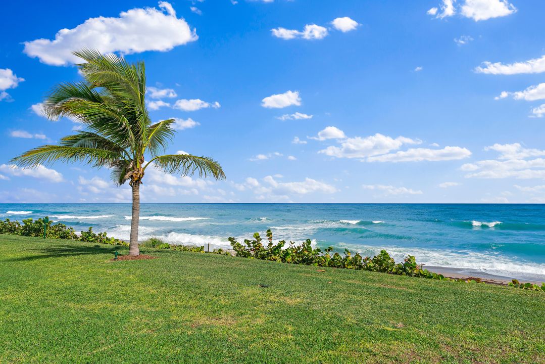 На продажу: $4,500,000 (2 спален, 2 ванн, 2360 Квадратных фут)