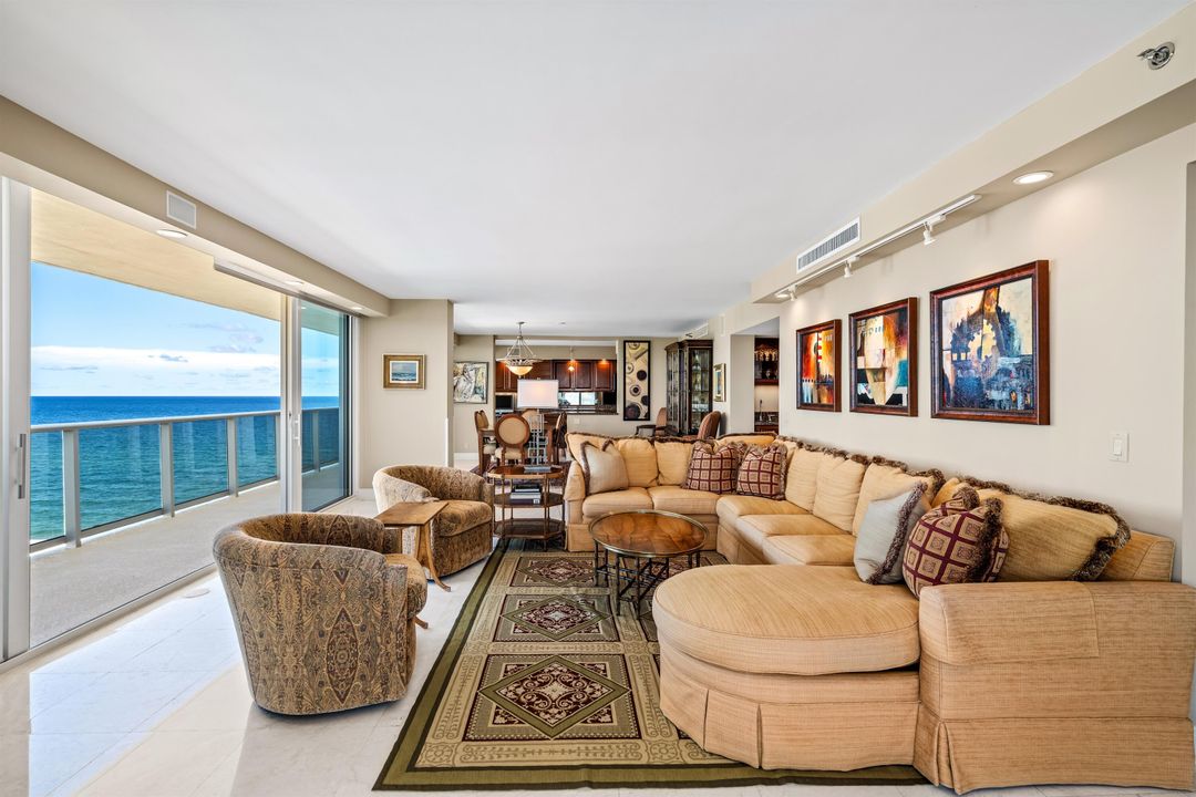 For Sale: $2,950,000 (3 beds, 3 baths, 2296 Square Feet)