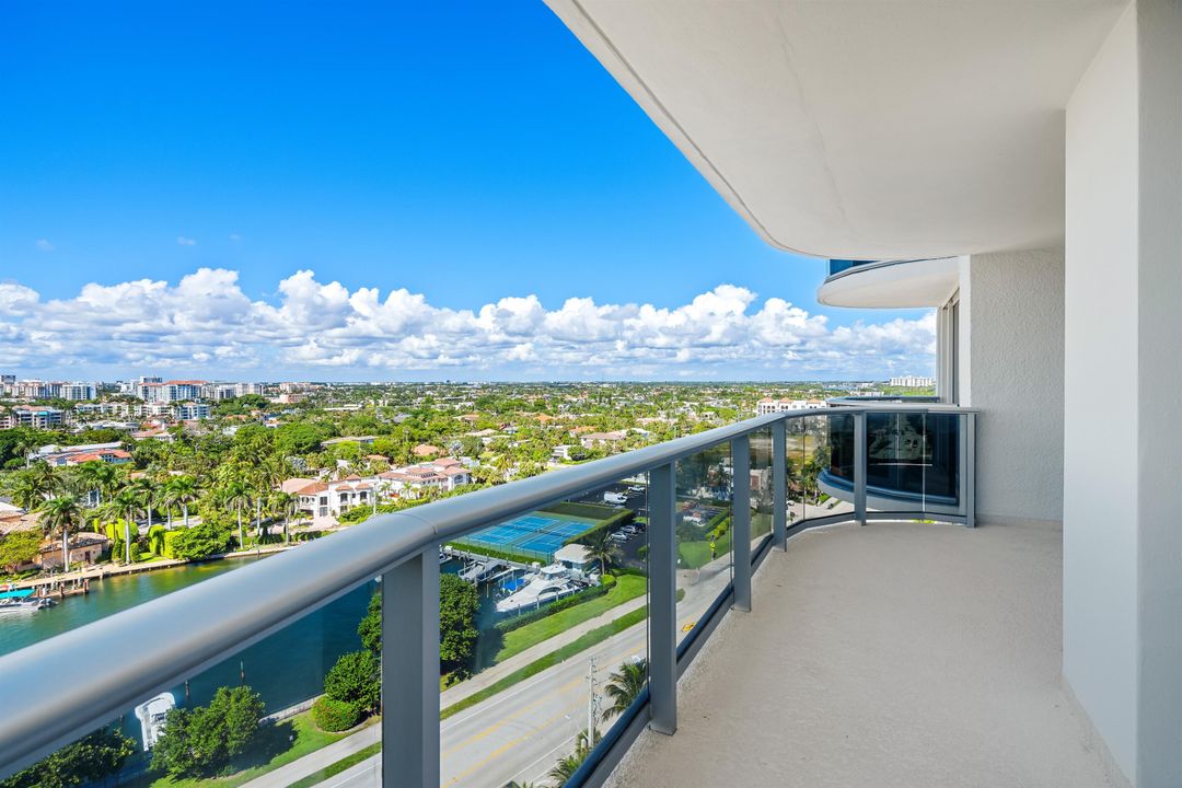 For Sale: $2,950,000 (3 beds, 3 baths, 2296 Square Feet)