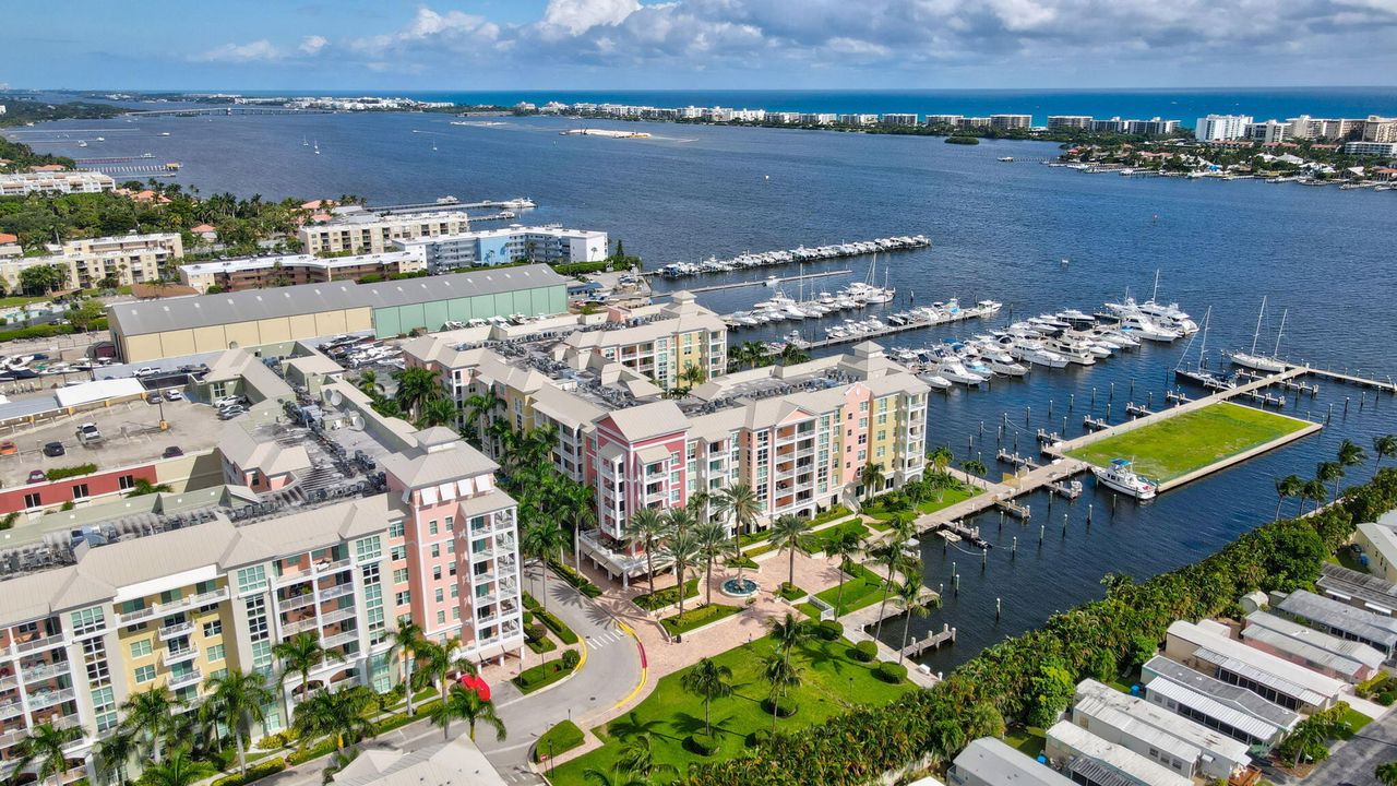 For Sale: $599,000 (3 beds, 2 baths, 1632 Square Feet)