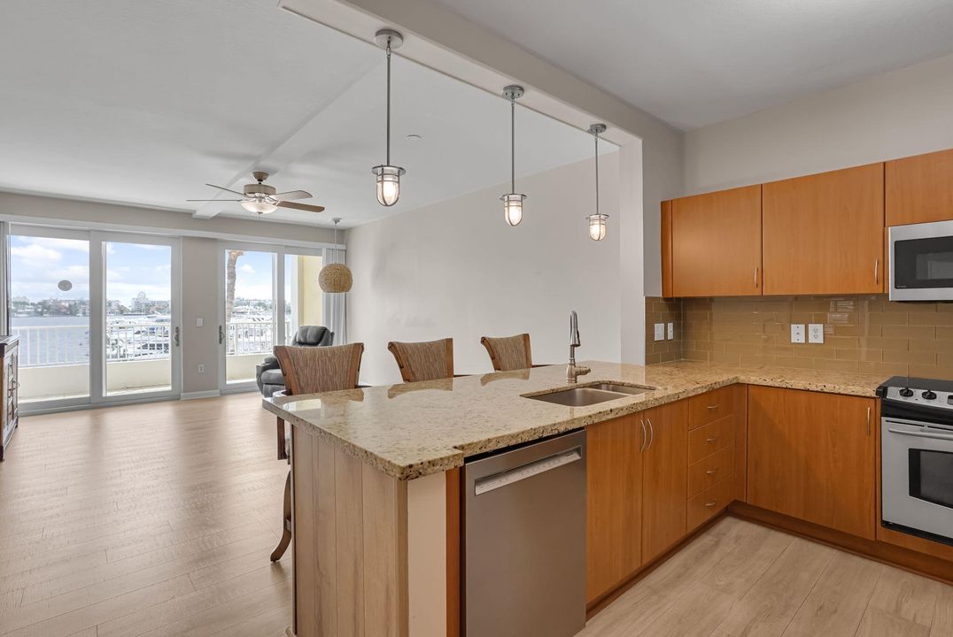 For Sale: $599,000 (3 beds, 2 baths, 1632 Square Feet)