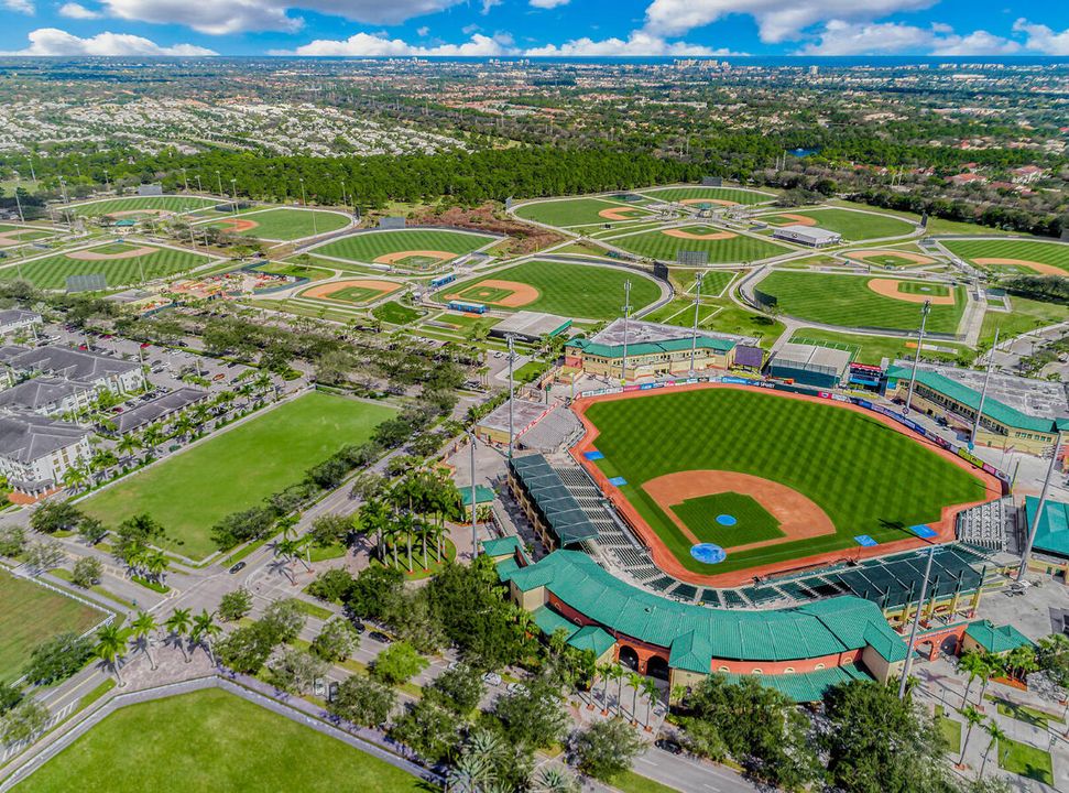 Active With Contract: $499,925 (3 beds, 2 baths, 1410 Square Feet)