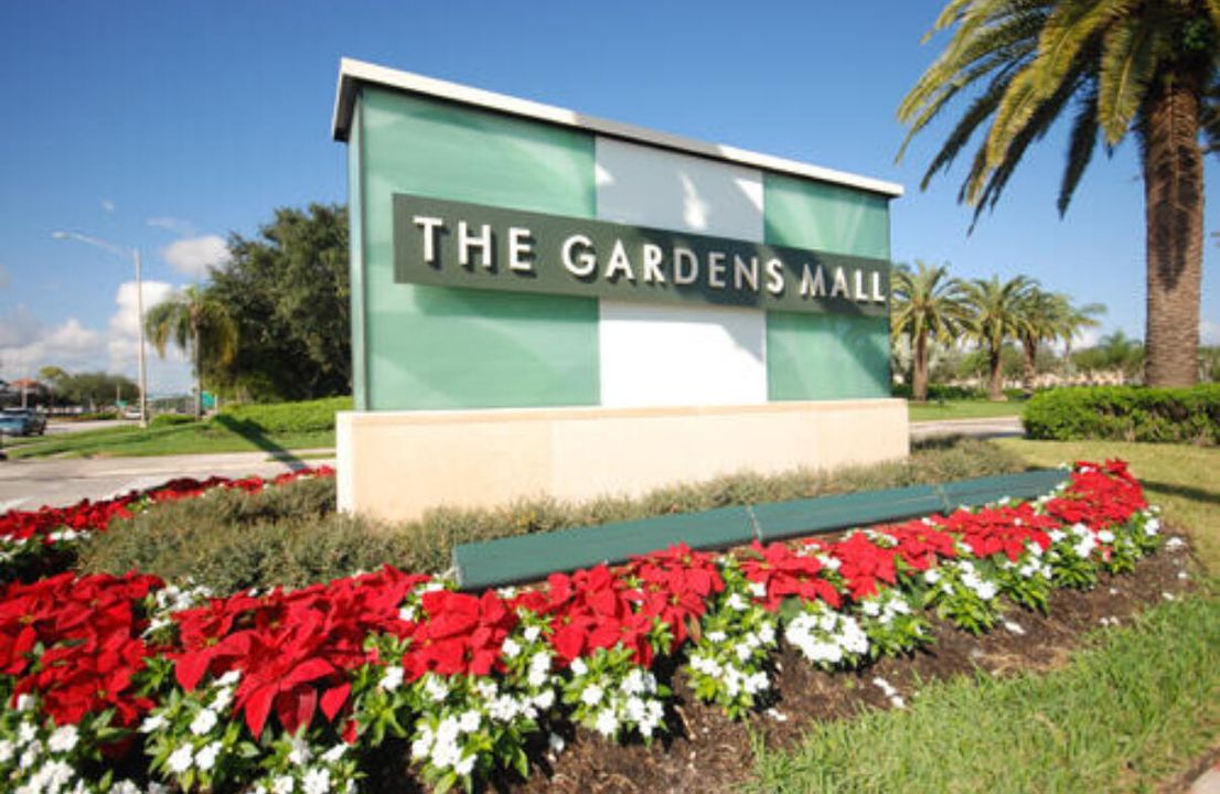 Active With Contract: $499,925 (3 beds, 2 baths, 1410 Square Feet)