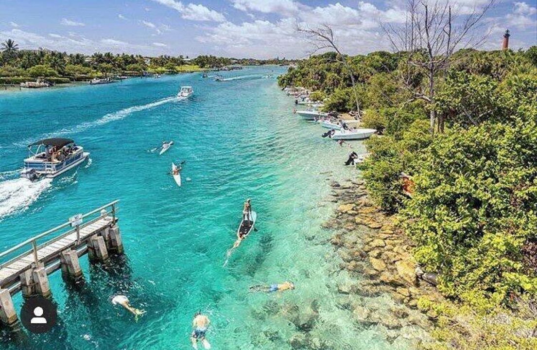 Active With Contract: $499,925 (3 beds, 2 baths, 1410 Square Feet)