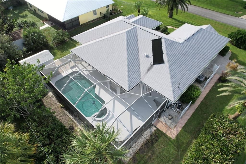 Active With Contract: $439,500 (3 beds, 2 baths, 1791 Square Feet)