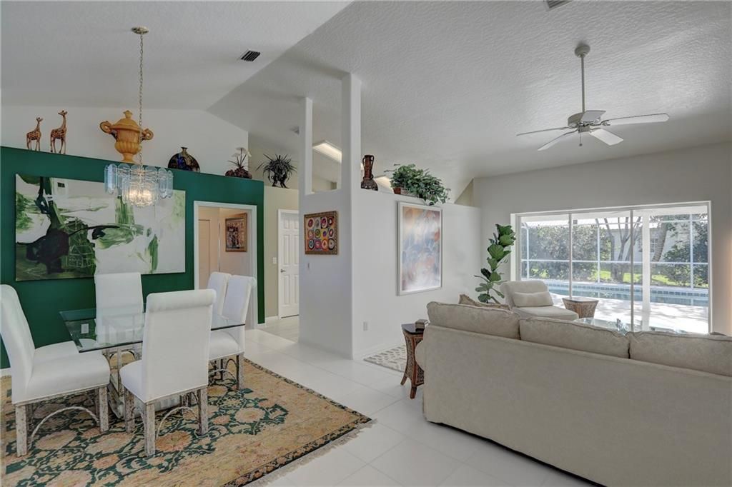 Active With Contract: $439,500 (3 beds, 2 baths, 1791 Square Feet)