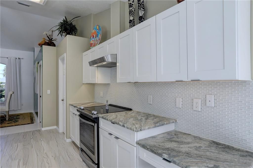 Active With Contract: $439,500 (3 beds, 2 baths, 1791 Square Feet)